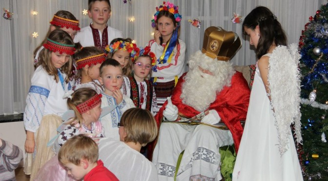 St. Nicholas day in Ukrainian school of the city Rocourt (Belgium)
